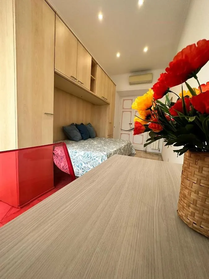 Vatican Domus Romuli Hotel 0*, Rom